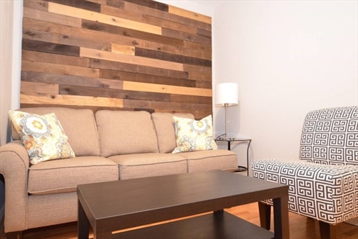 5 Knapp st, Apt 2