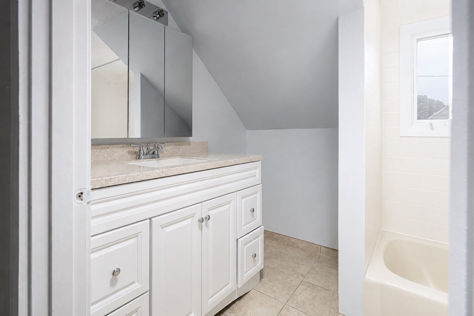 9 Lawrence St Unit 1, Woburn, MA 01801 - Image 19
