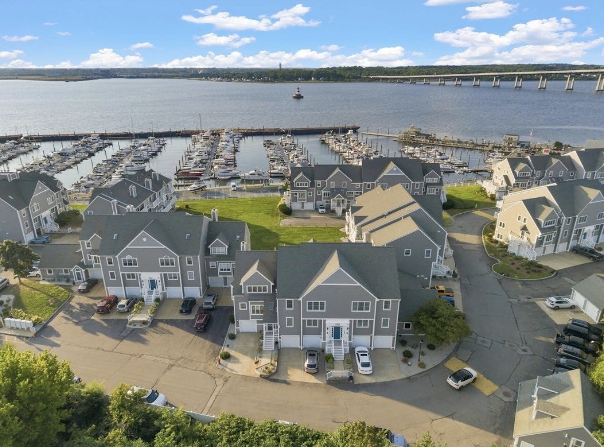 700 Shore Dr Unit 9-901, Fall River, MA 02721 - Image 1
