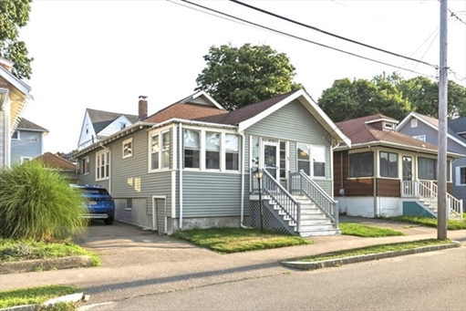 87 Edwin St
