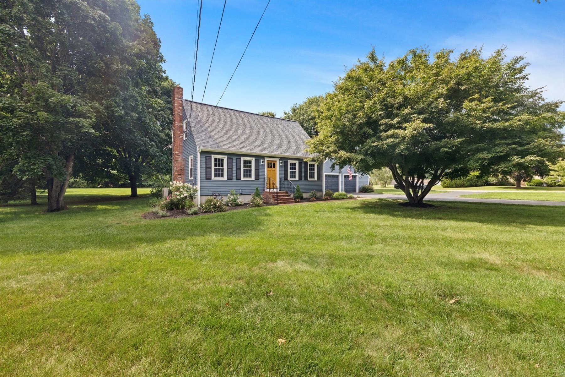 13 Bayview Ave, Berkley, MA 02779