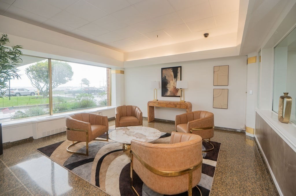 300 Lynn Shore Dr Unit 903, Lynn, MA 01902 - Image 3