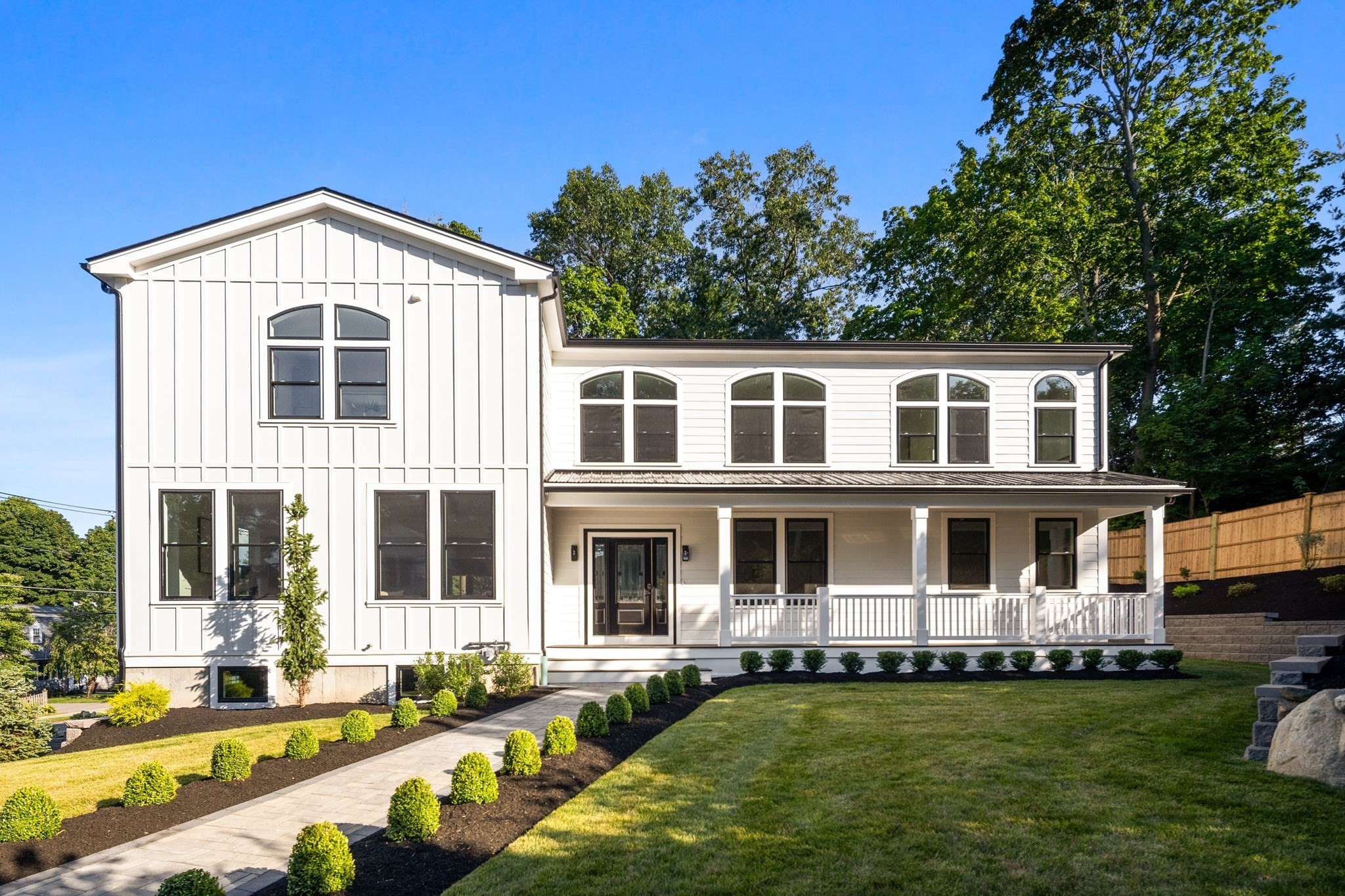 2 Atherton Rd, Winchester, MA 01890