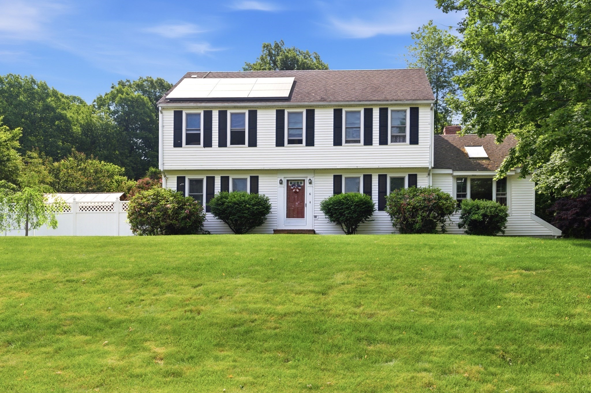 6 Rogers Ave, Marlborough, MA 01752