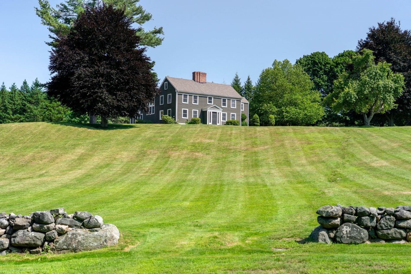 47 East St, Middleton, MA 01949