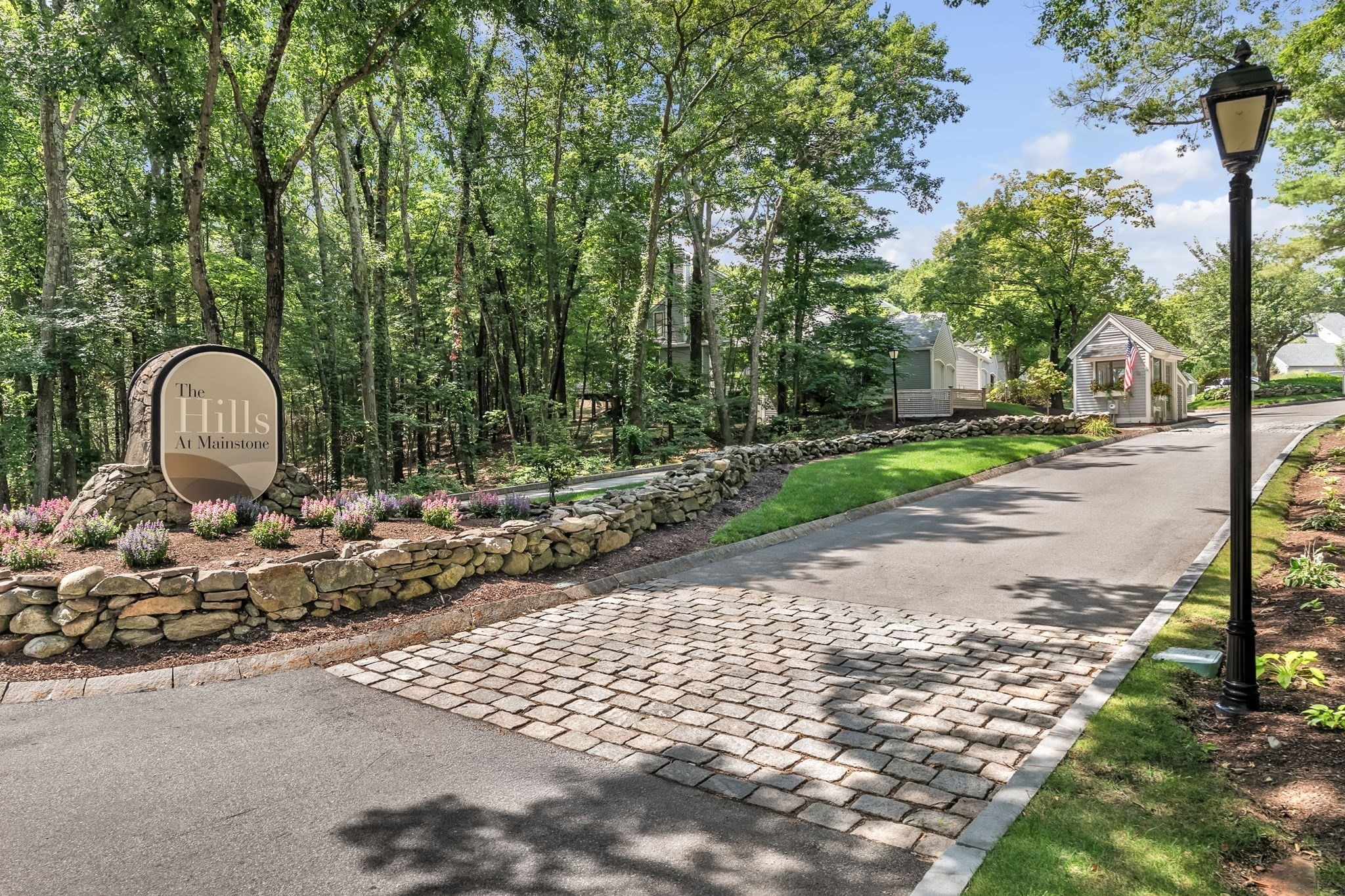 91 Hillside Dr Unit 91, Wayland, MA 01778