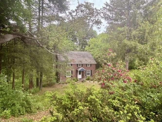 76 Summer Ave, Reading, MA 01867