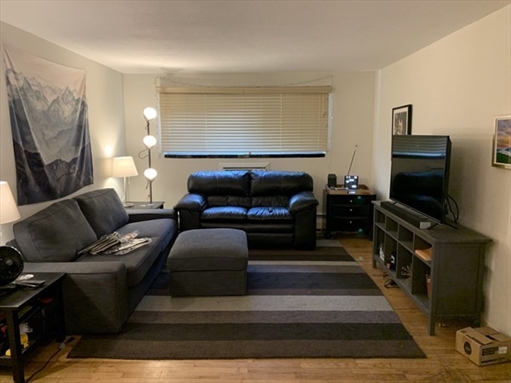 239 Kelton St, Apt 12A