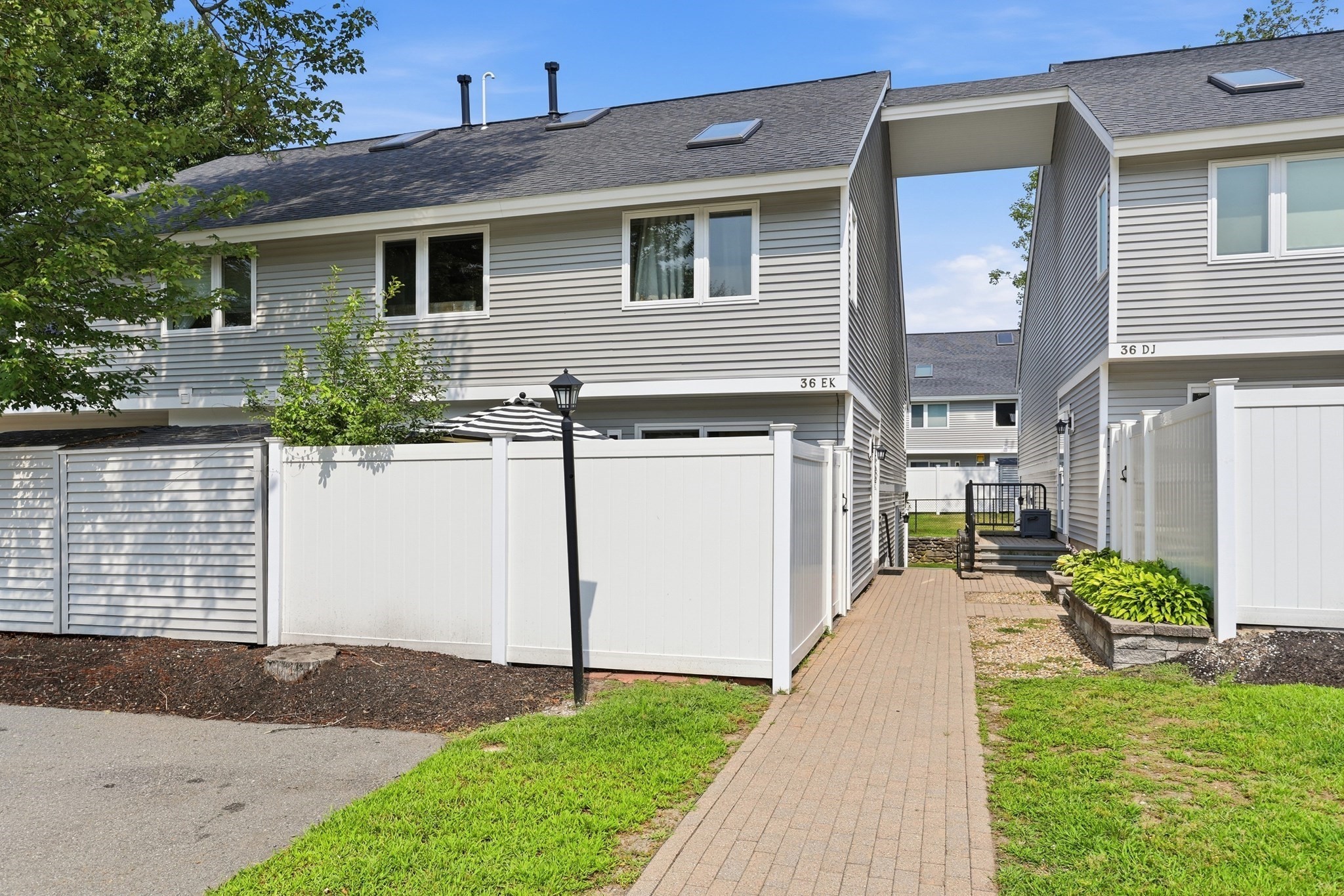 36 Meadow Pond Drive Unit K, Leominster, MA 01453