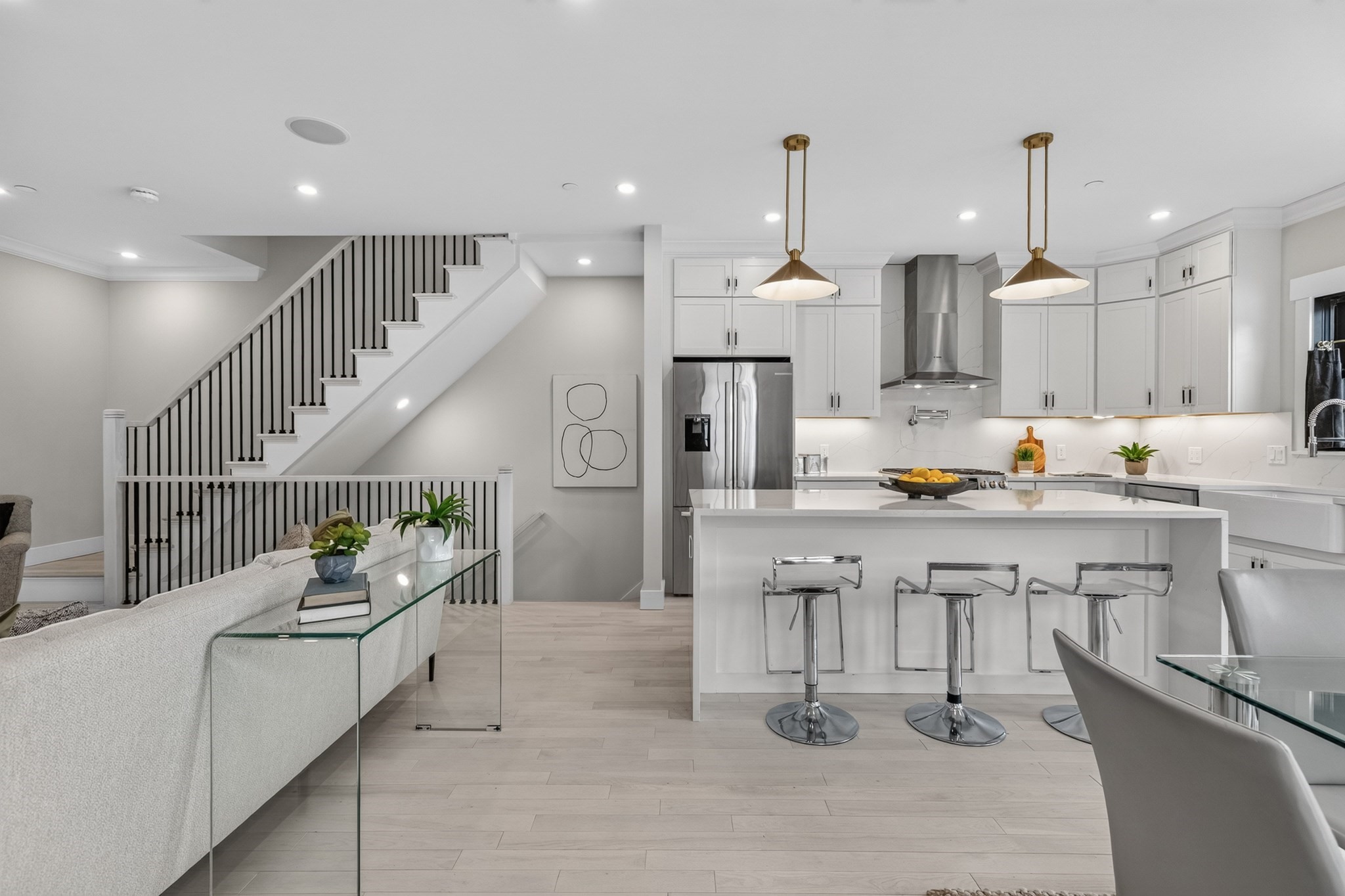 11 Lowell St, Arlington, MA 02476