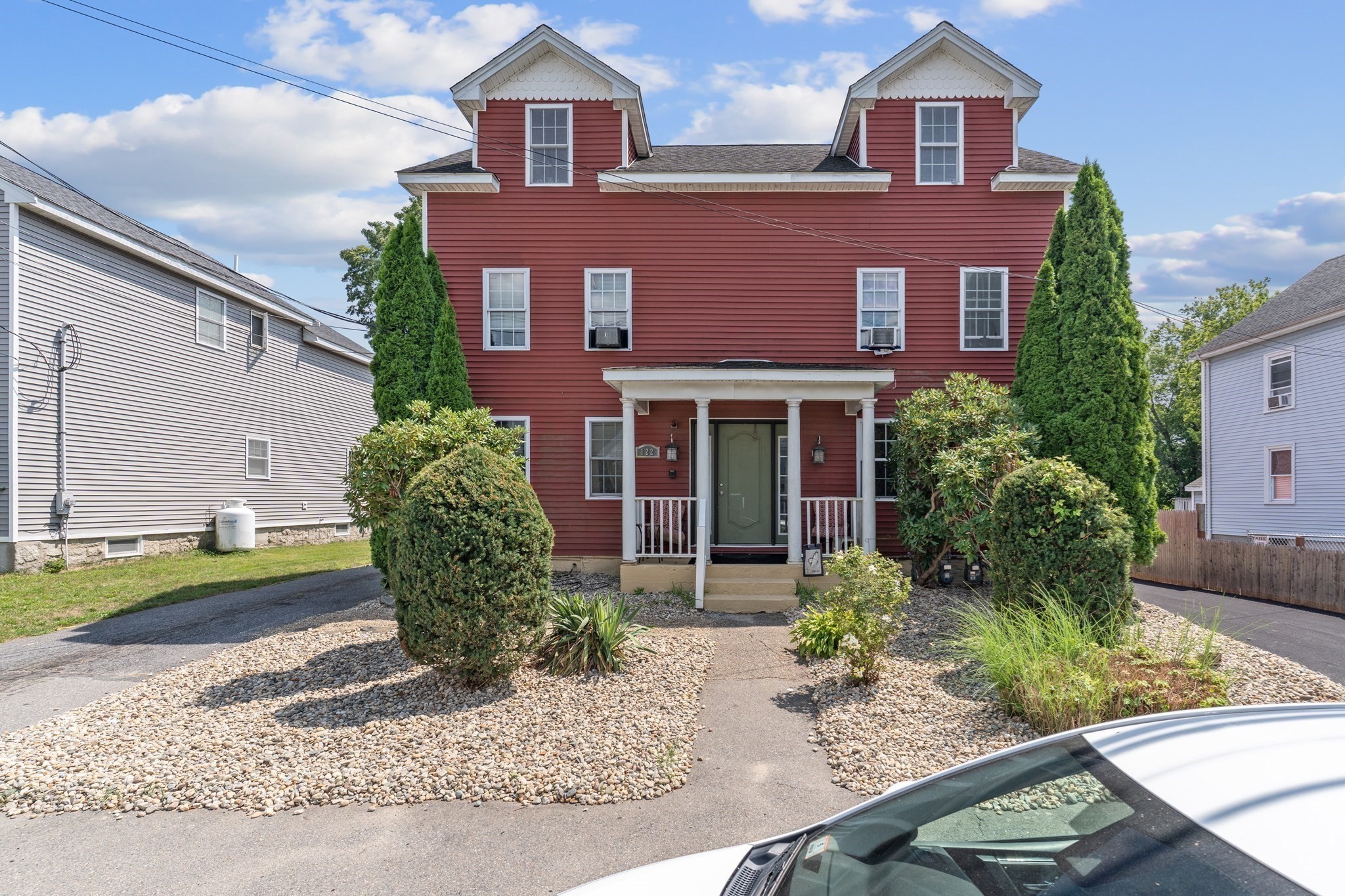 122 Winthrop St, Taunton, MA 02780