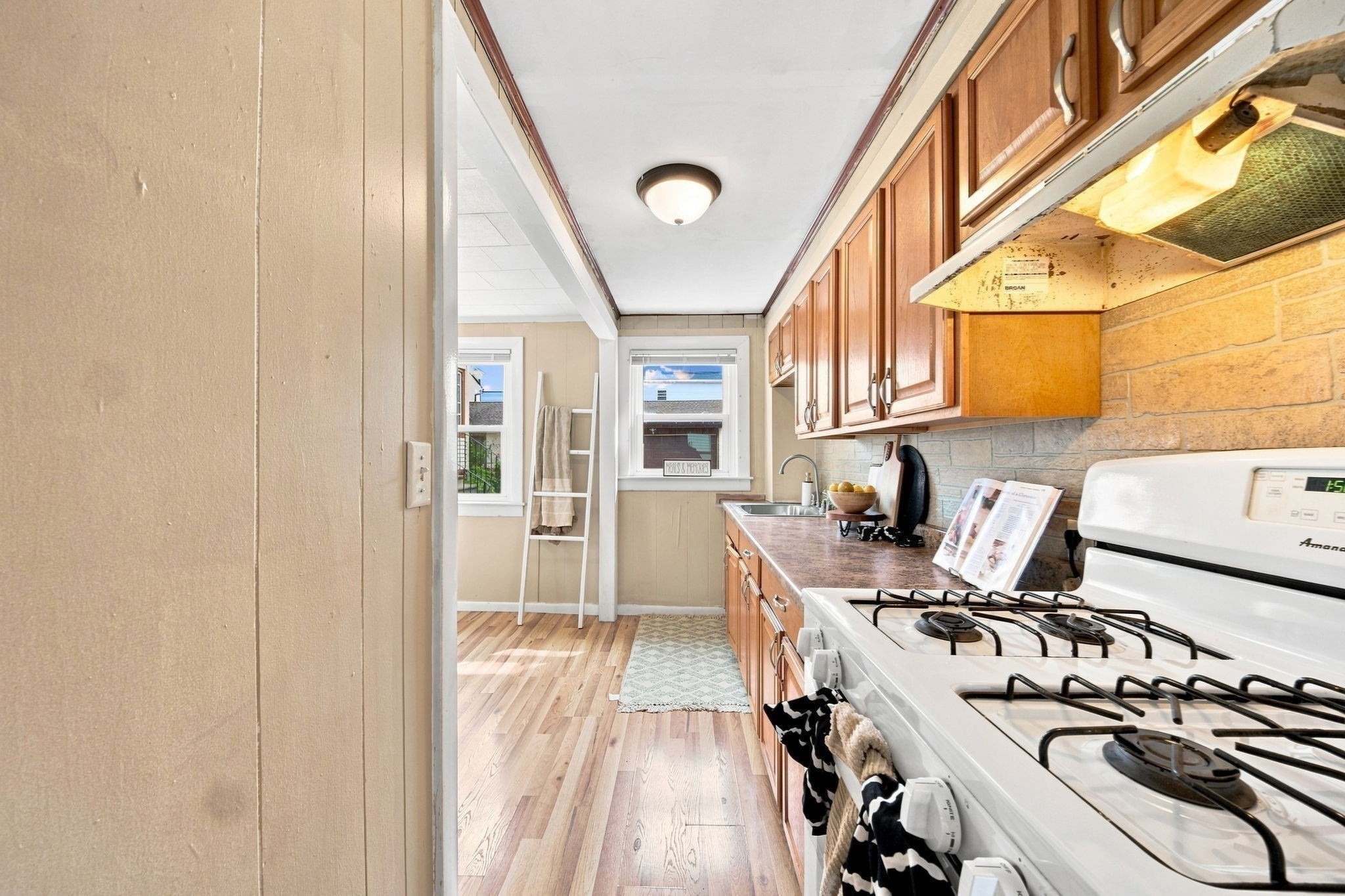 231 County St, Fall River, MA 02723 - Image 14