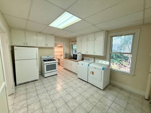 39 newtonville ave, Apt 1