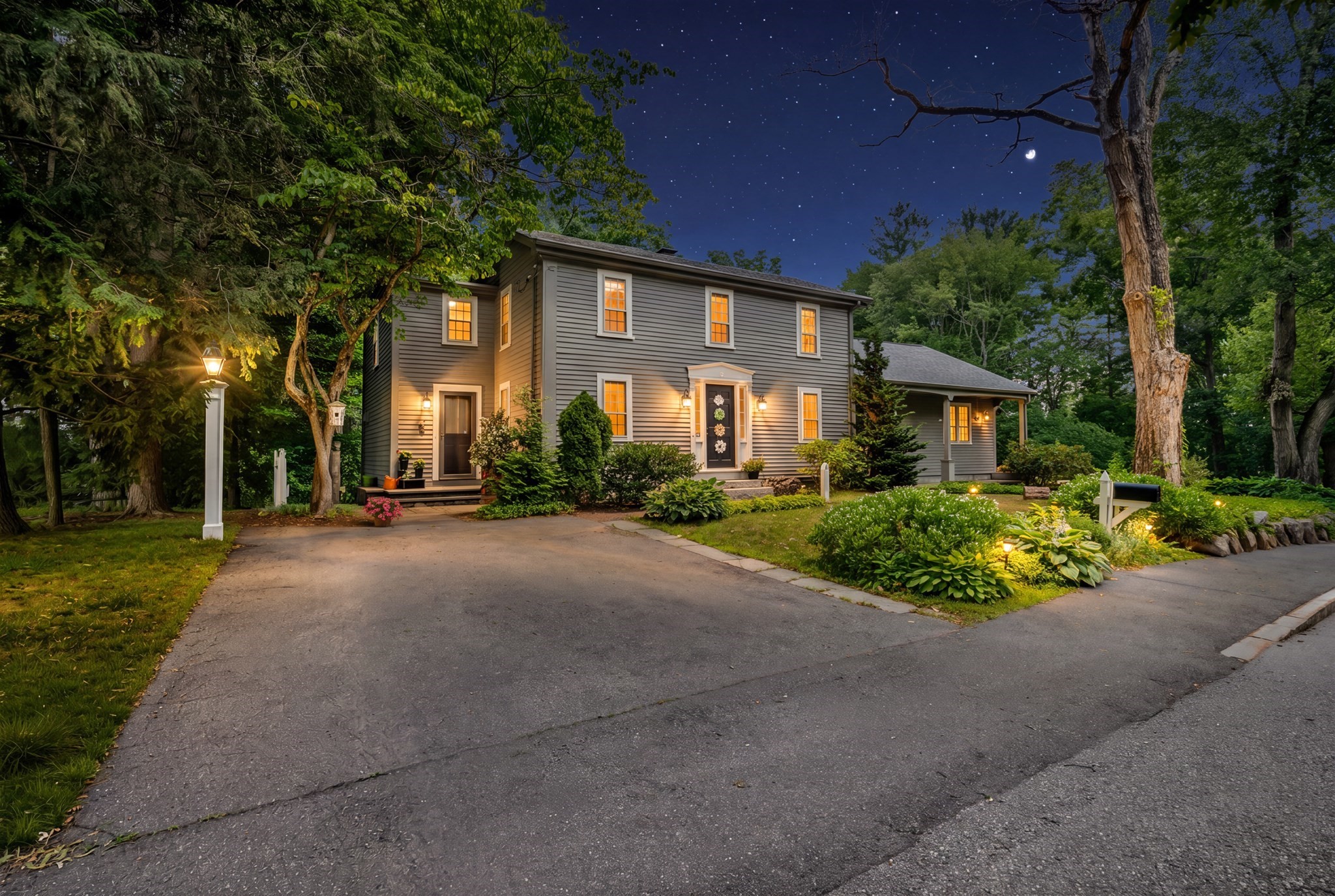 5 Lincoln St, Andover, MA 01810