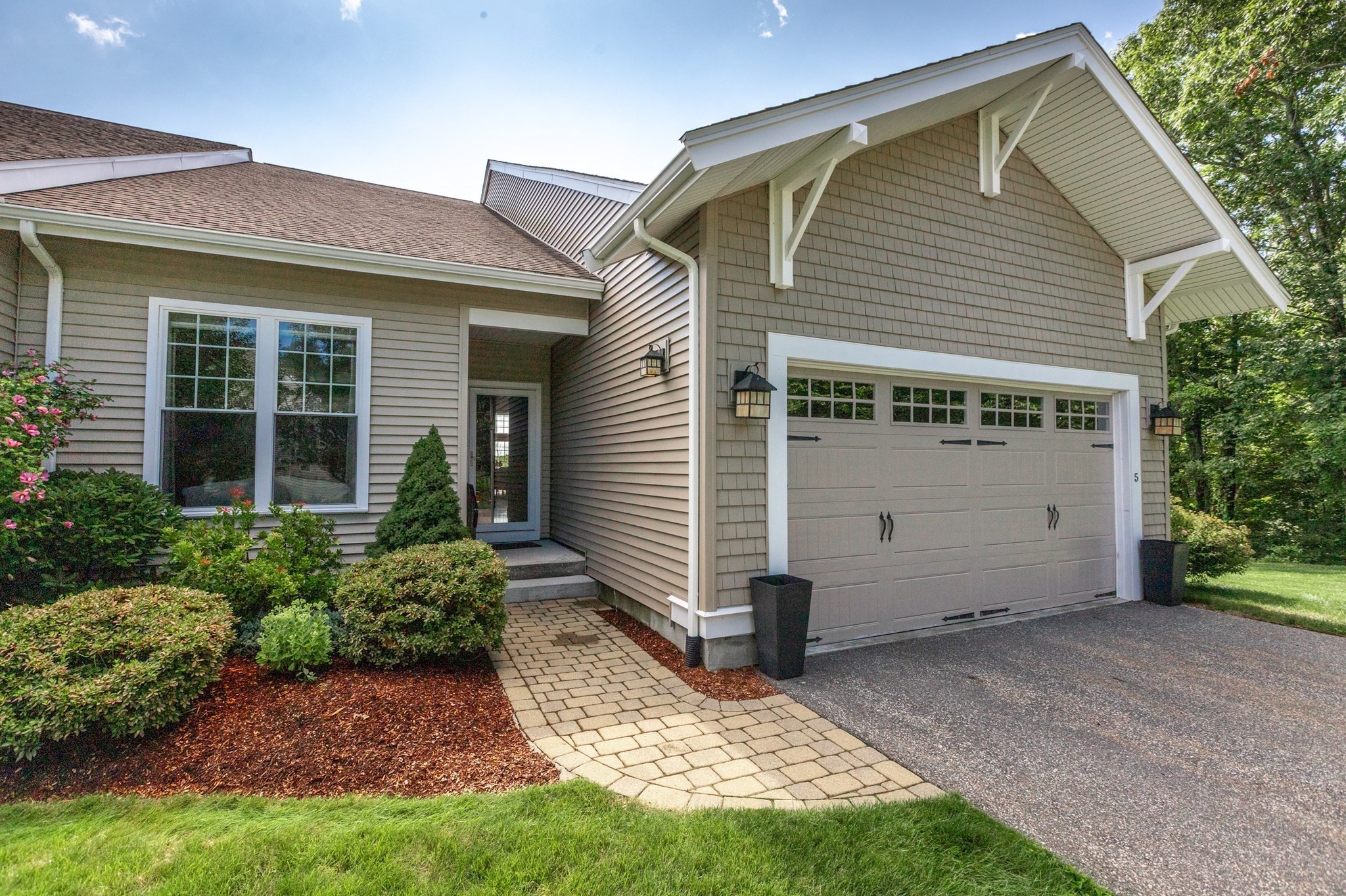5 Thoreau Trl Unit 5, Milford, MA 01757