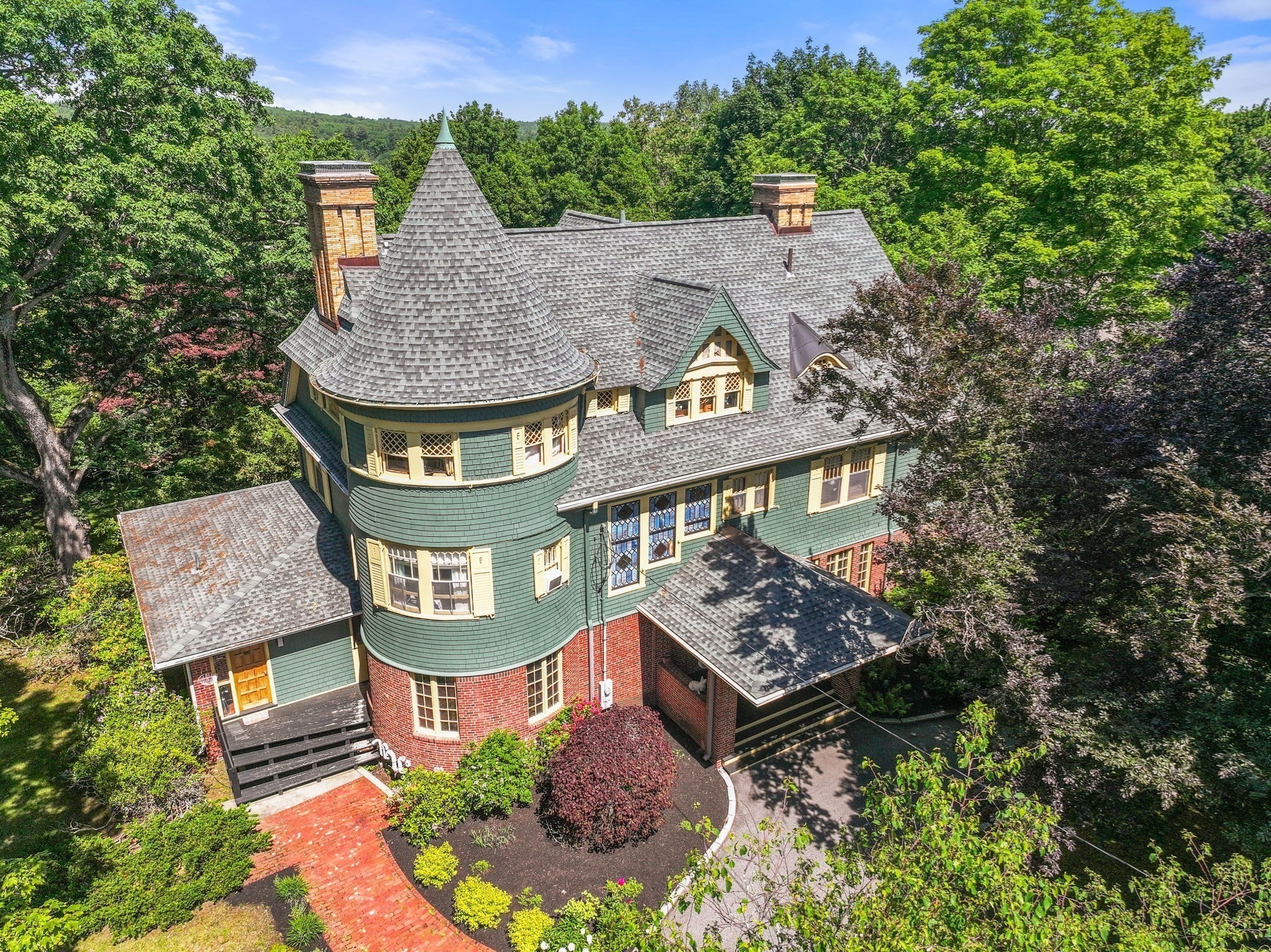 379 Central, Newton, MA 02466