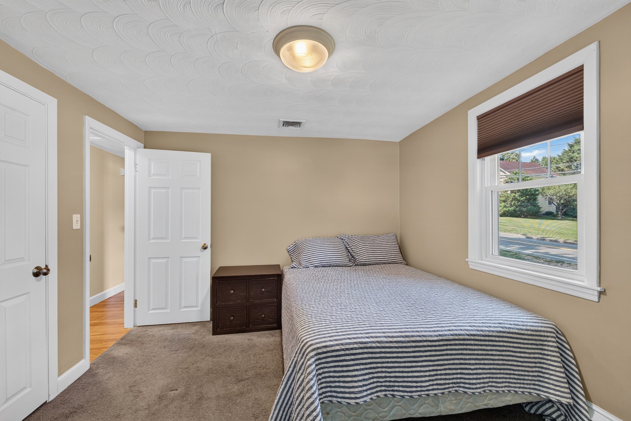 462 Chestnut St, Needham, MA 02492 - Image 29