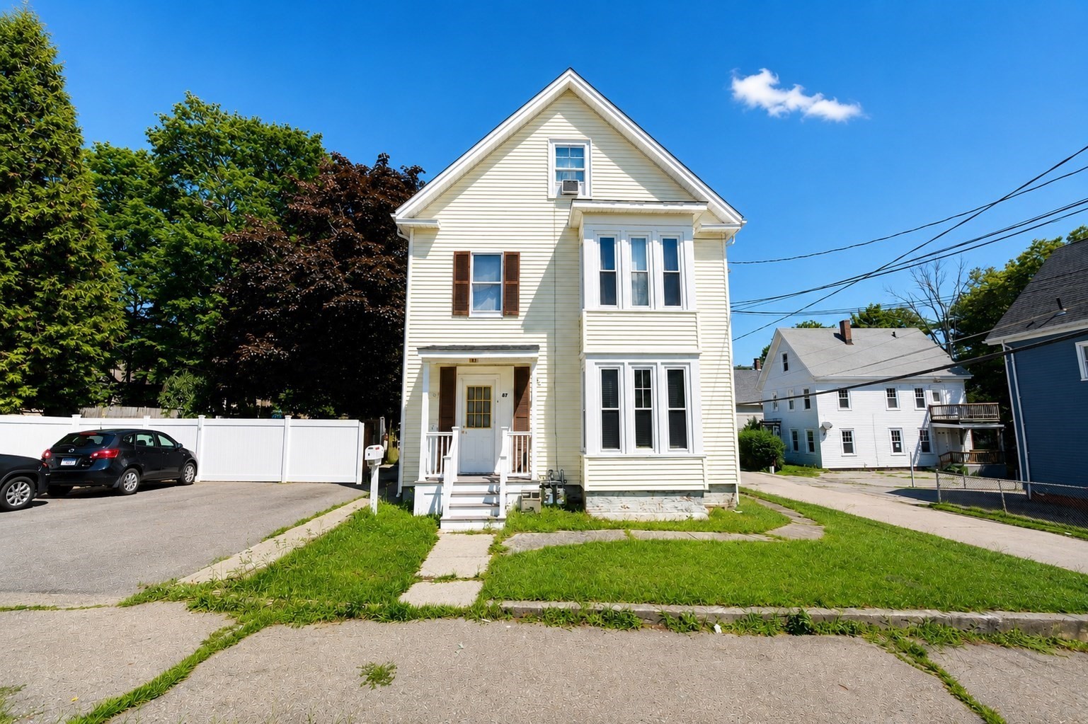 67 W Ashland St, Brockton, MA 02301