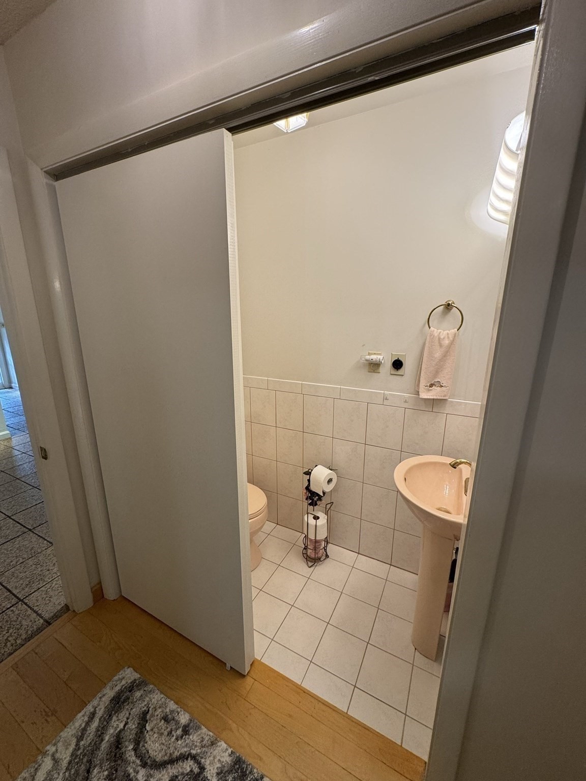 16 Wadsworth Ln, Dartmouth, MA 02748 - Image 12