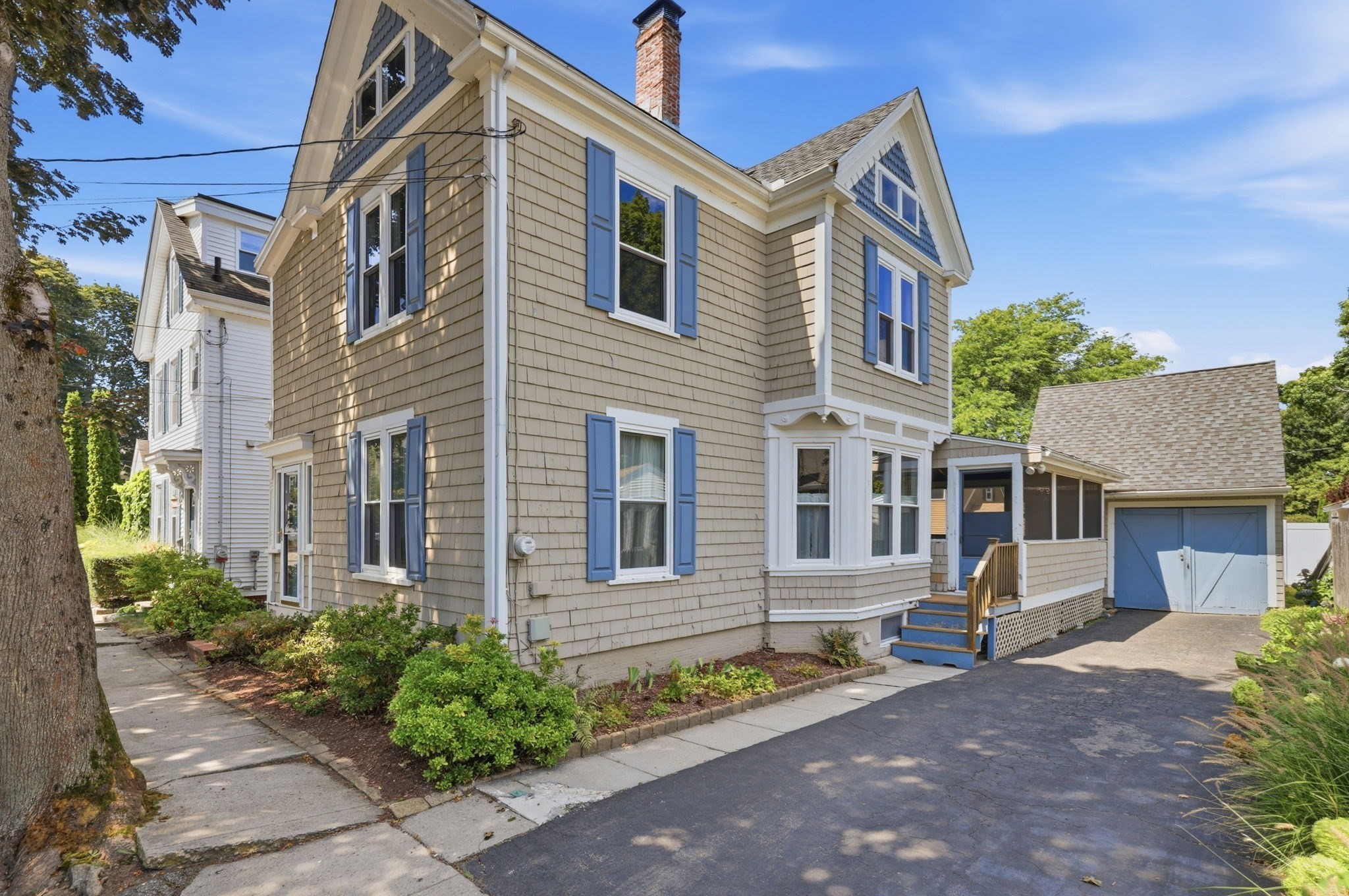 16 Collins St, Newburyport, MA 01950