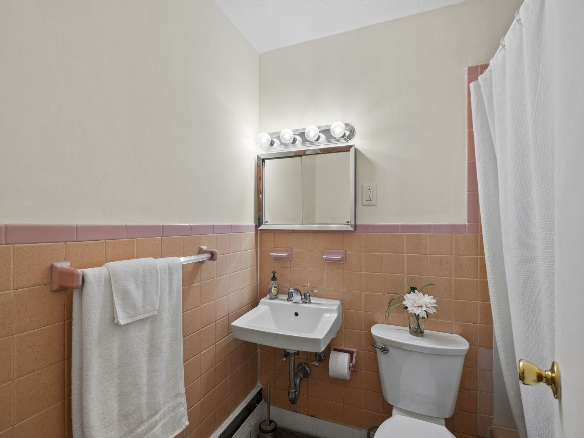 170 Verona St, Lynn, MA 01904 - Image 19