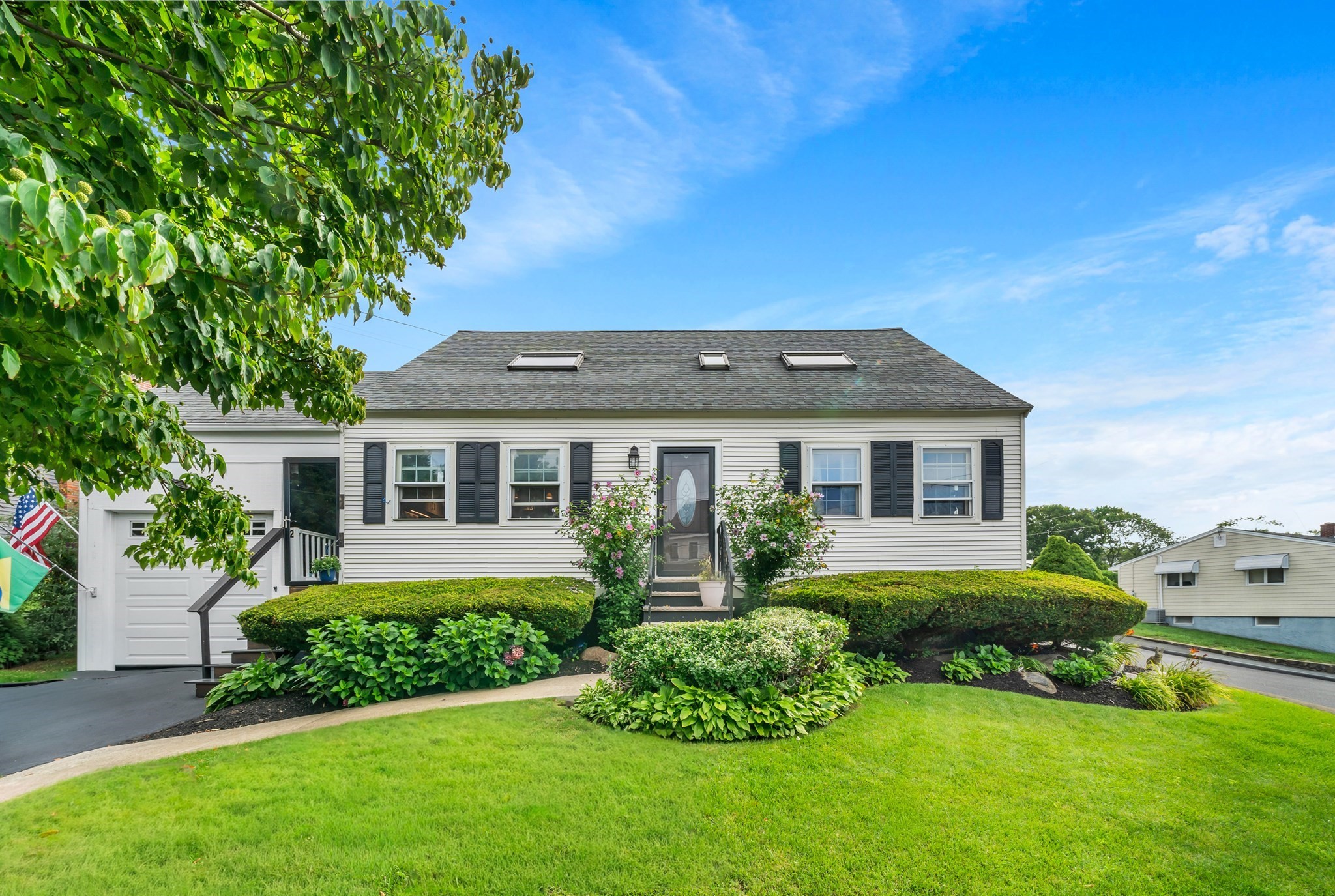 2 Durkin Rd, Salem, MA 01970
