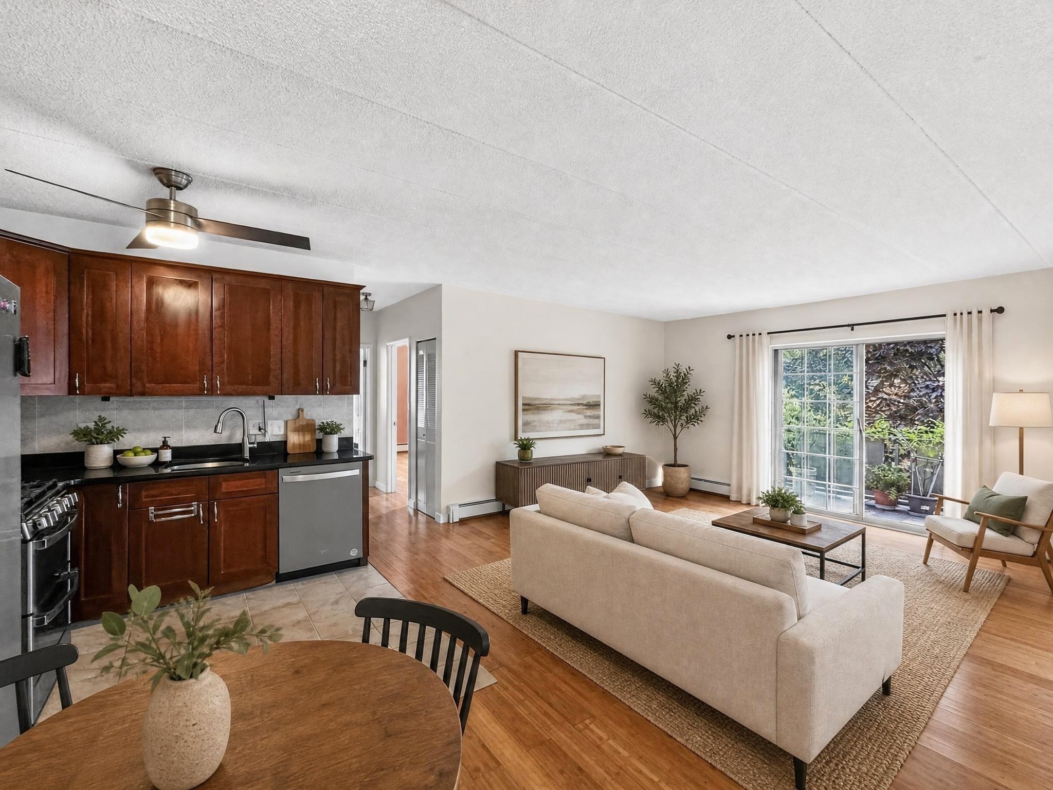 20 Skyline Dr Unit 11, Braintree, MA 02184