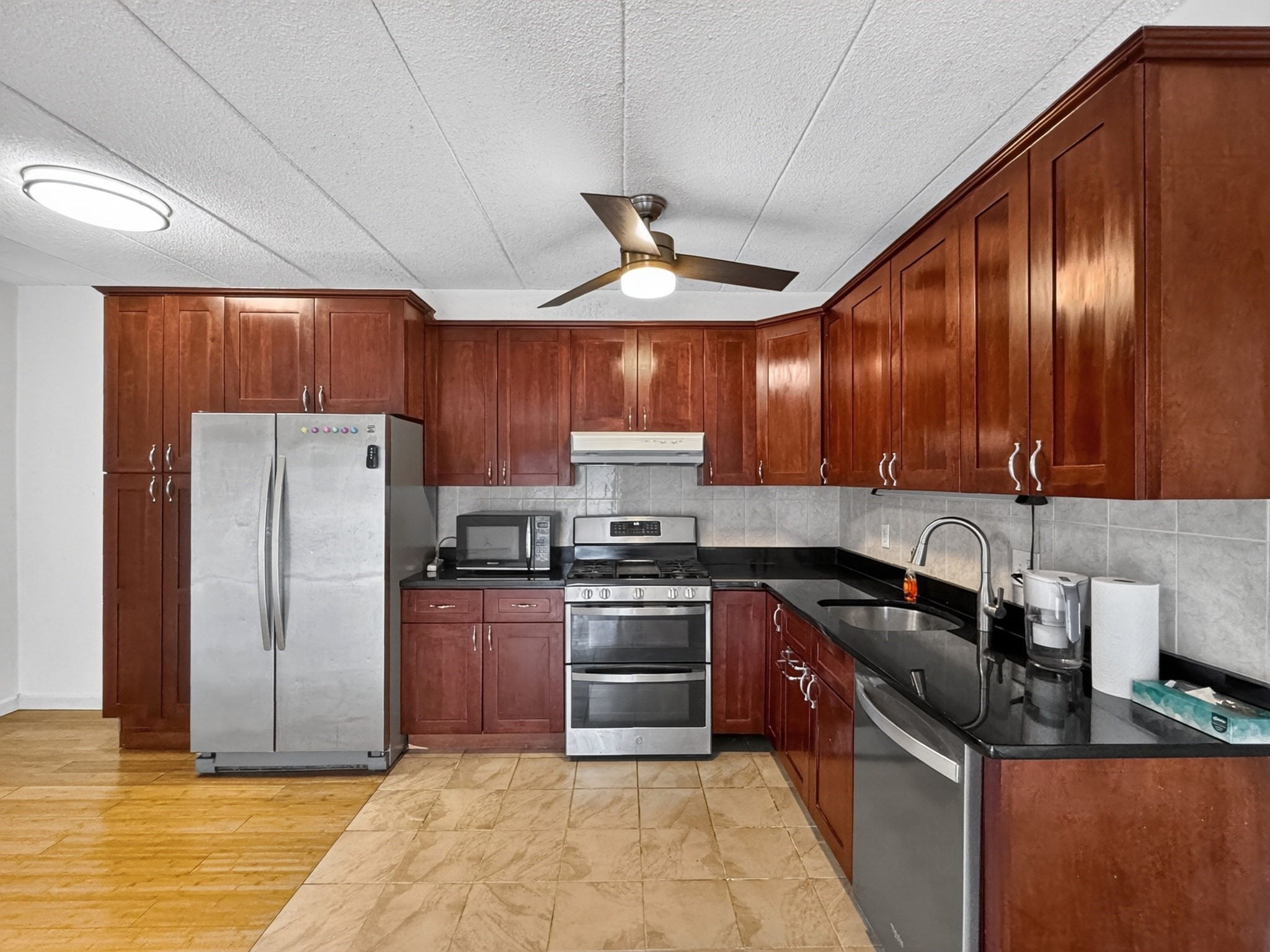 20 Skyline Dr Unit 11, Braintree, MA 02184 - Image 3