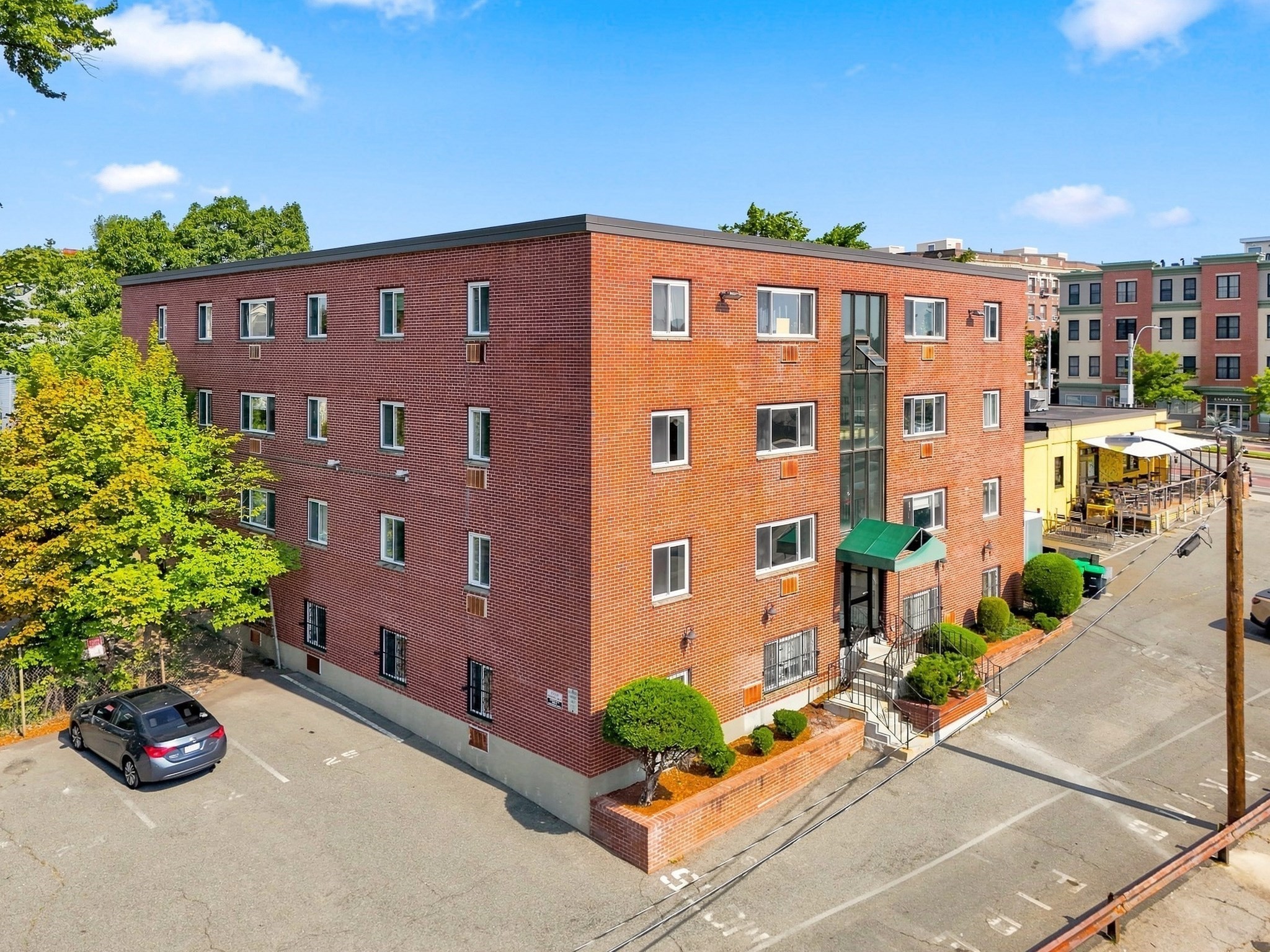 326 Broadway Unit 9, Somerville, MA 02145