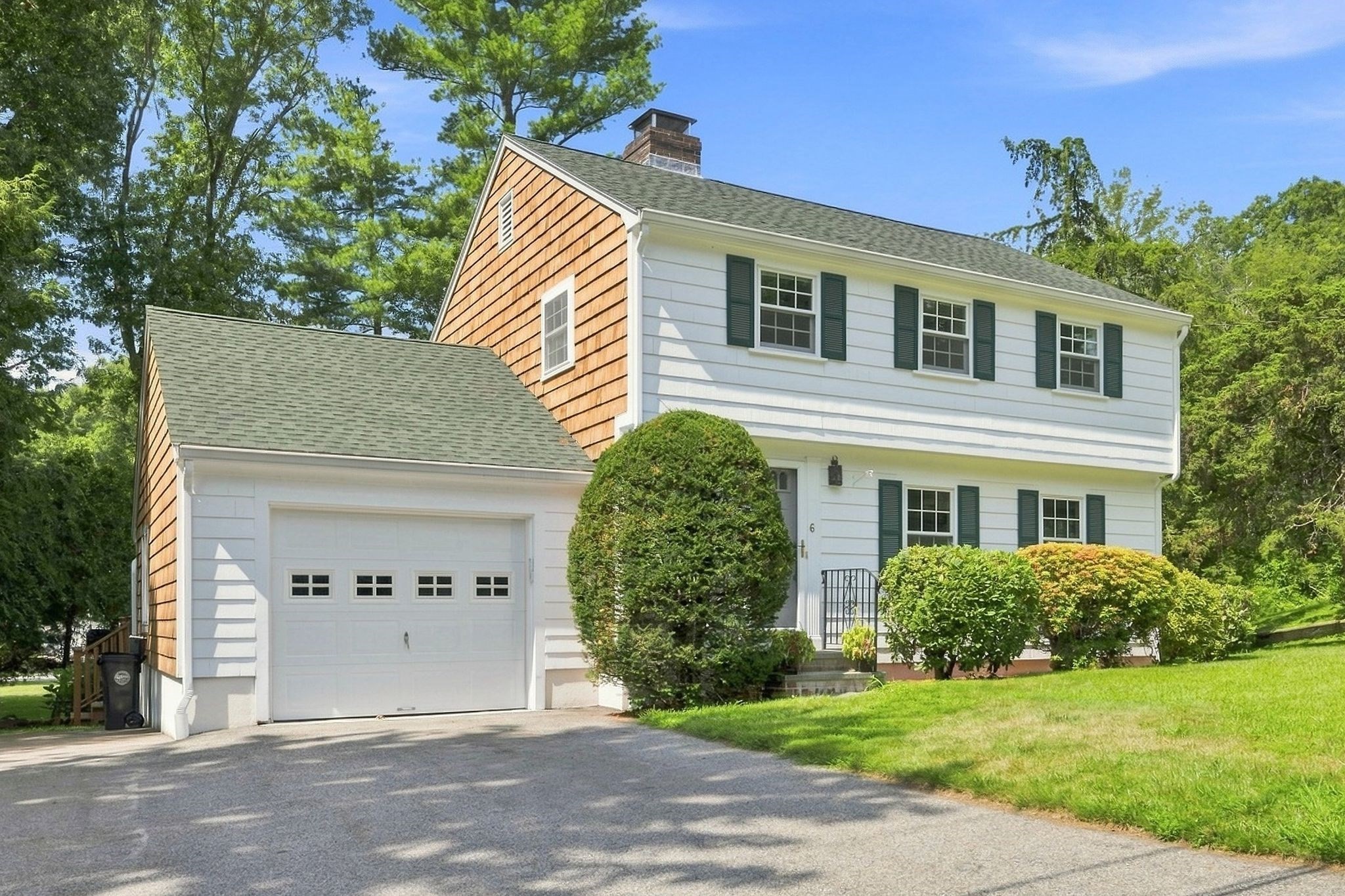 6 Cedarview Rd, Ipswich, MA 01938