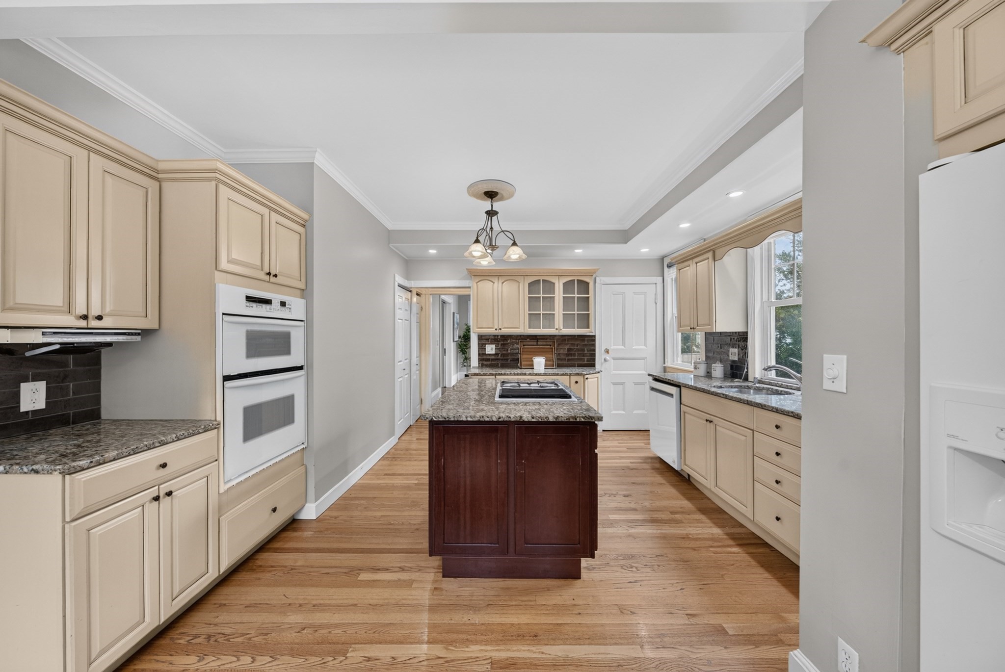 41 Maple St, Stoneham, MA 02180 - Image 13