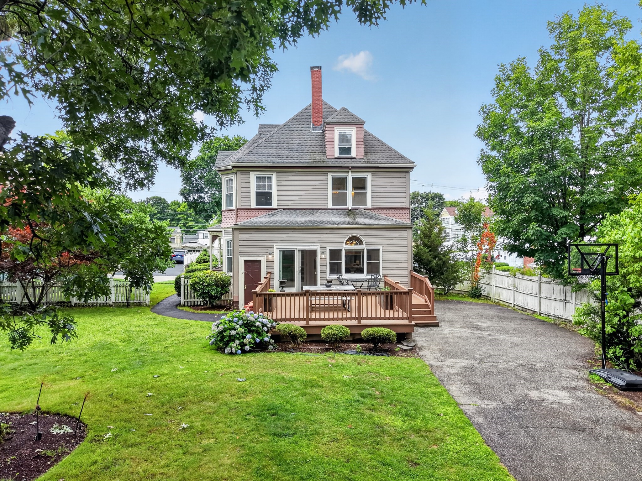 41 Maple St, Stoneham, MA 02180 - Image 25
