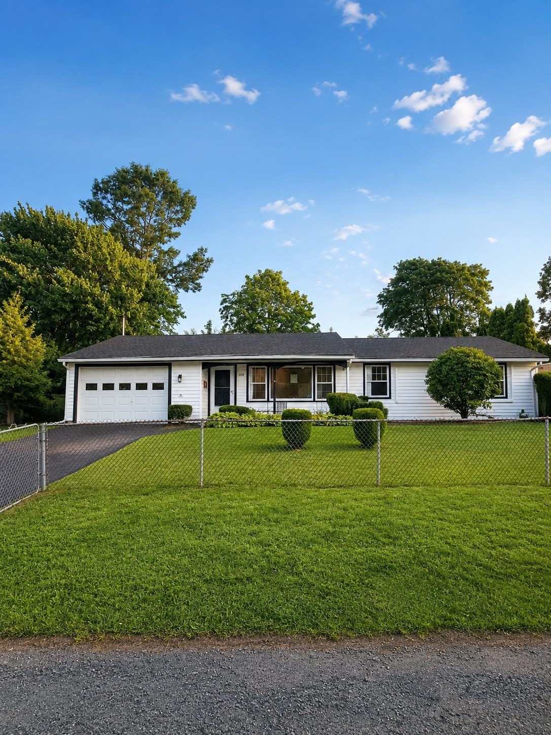 319 Jon, Brockton, MA 02301