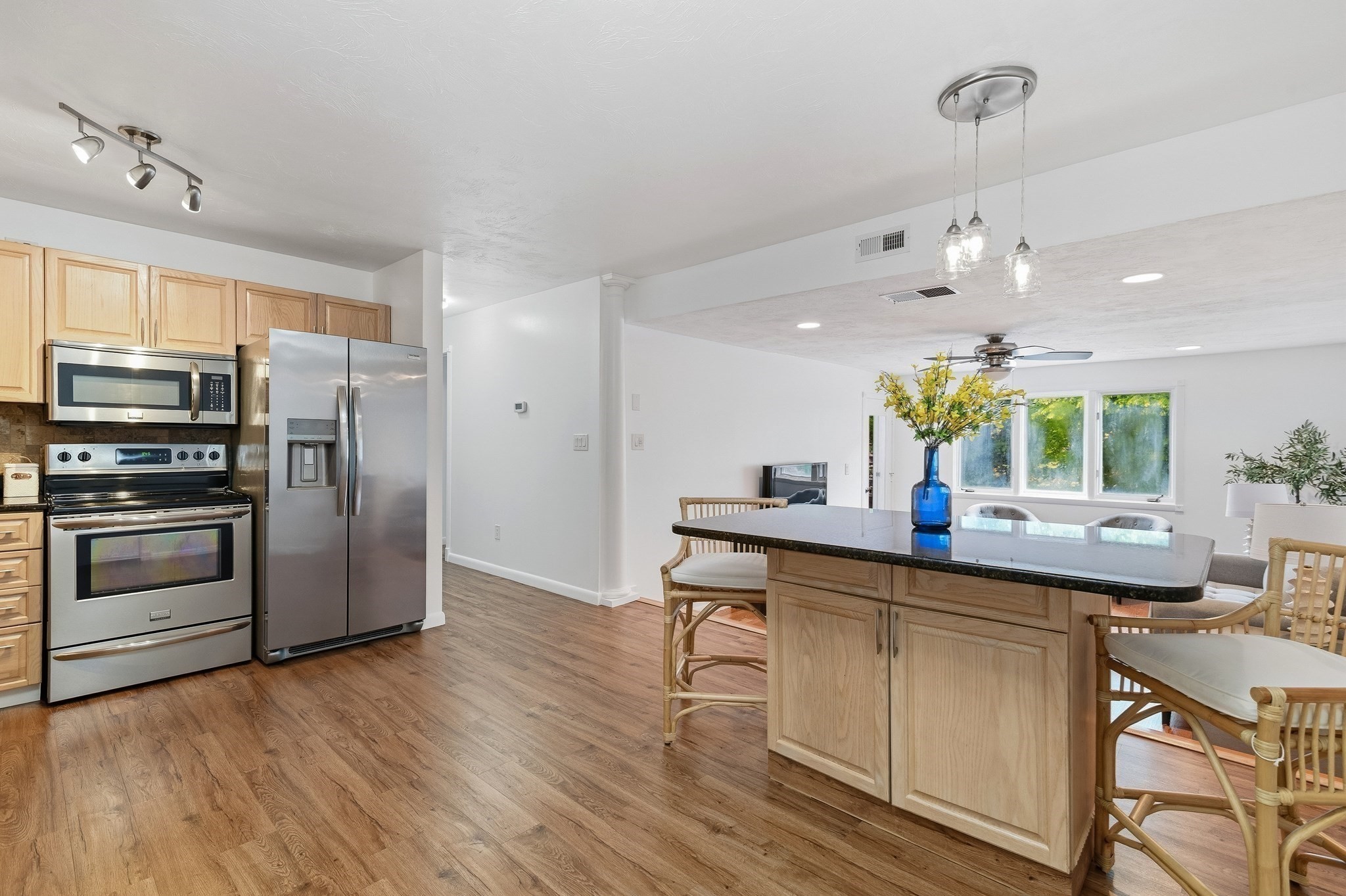 30 Chapman Unit 203, Weymouth, MA 02189