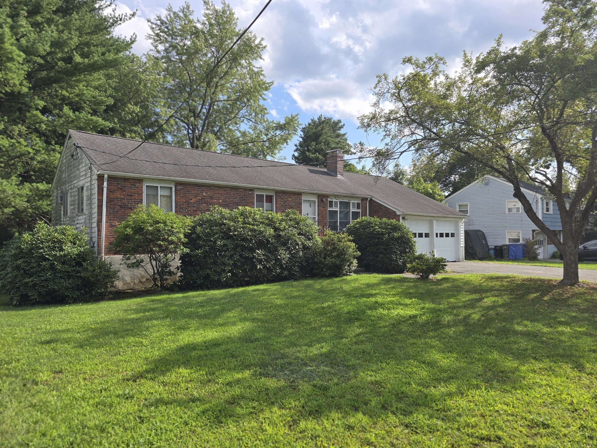984 Pleasant St, Framingham, MA 01701