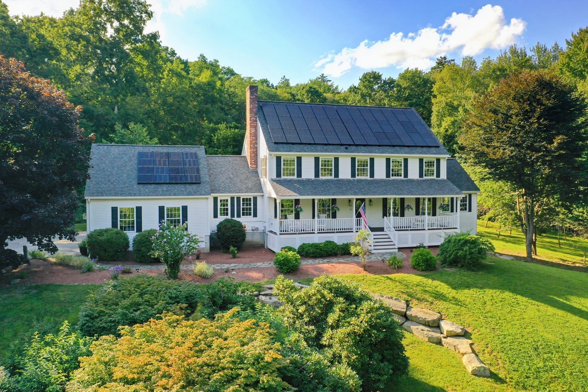 176 Spring St, Hopkinton, MA 01748