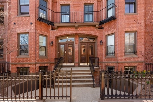 232 West Newton, Apt E