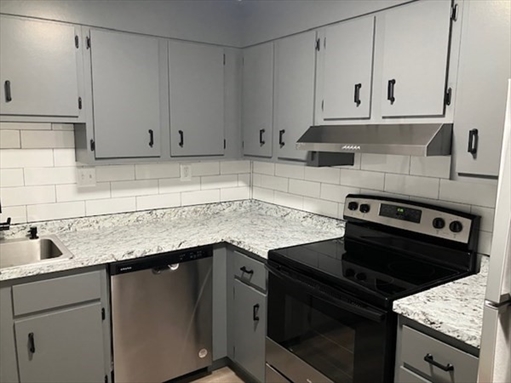 48 Bacon St, Apt 9
