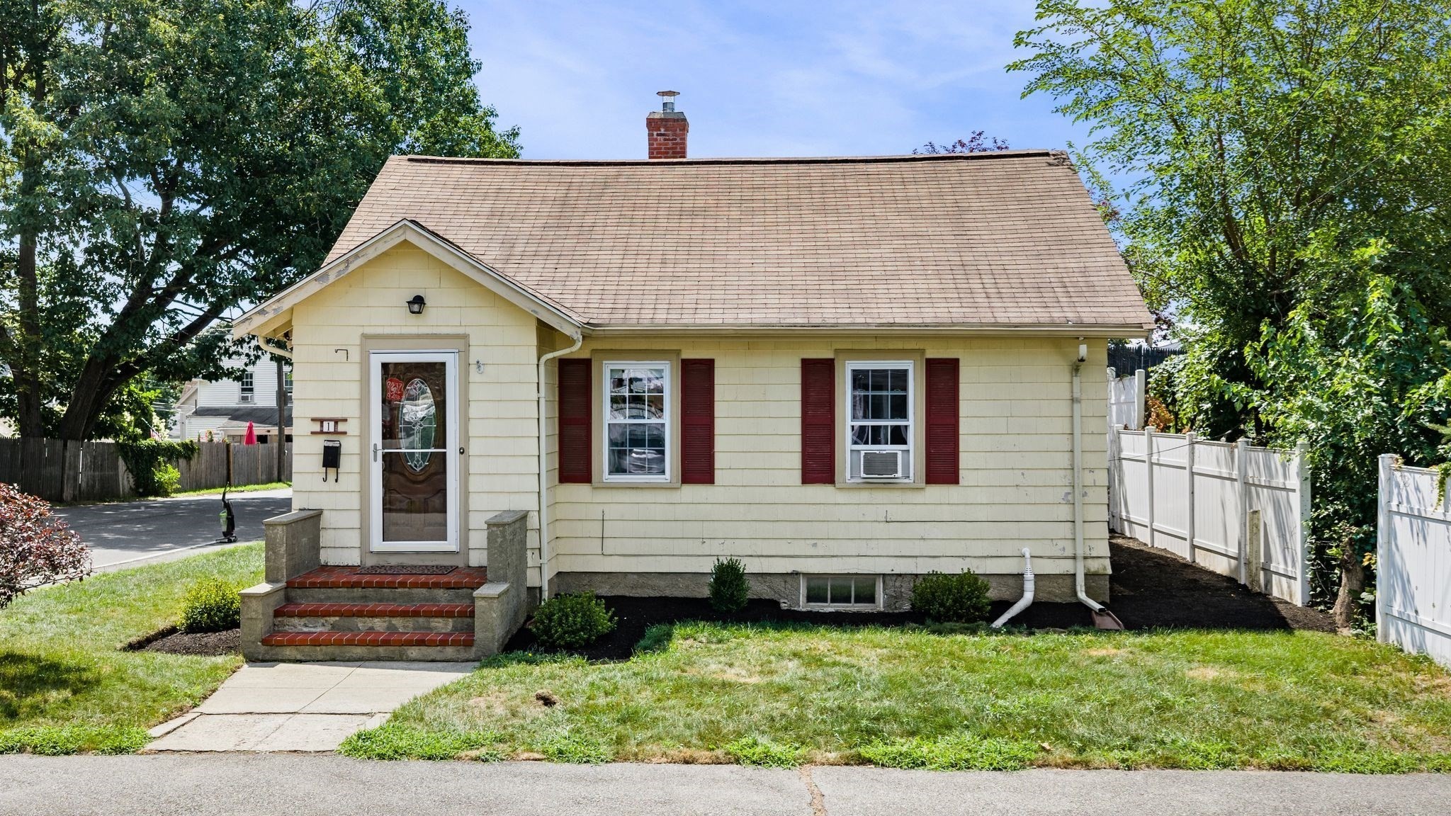 1 Douglass St, Lynn, MA 01904 - Image 2