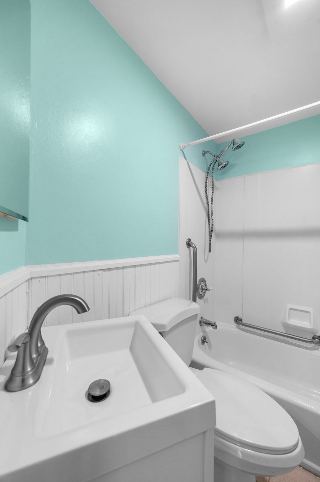 1 Douglass St, Lynn, MA 01904 - Image 16