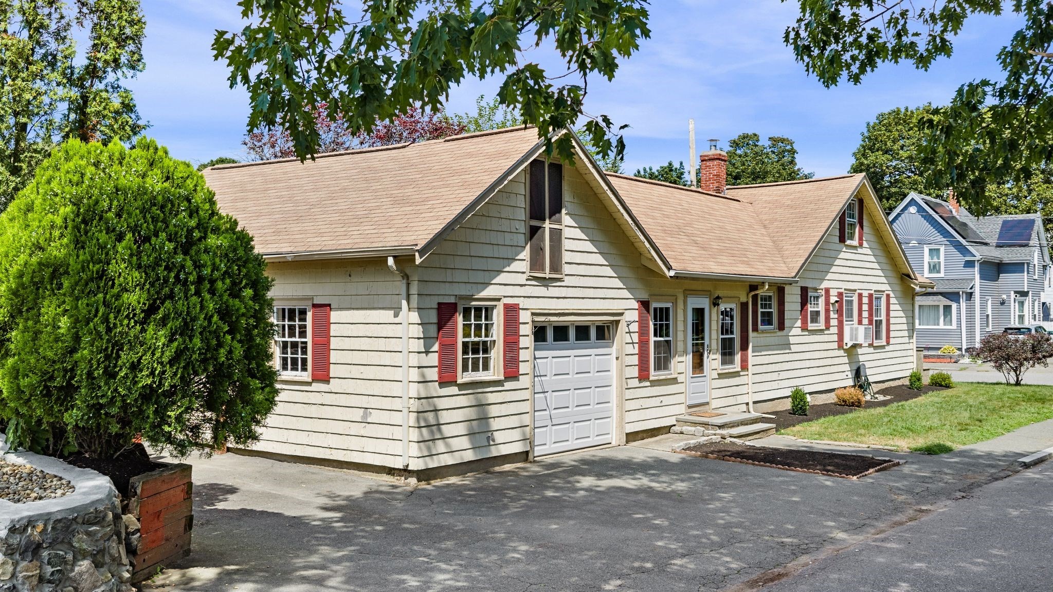 1 Douglass St, Lynn, MA 01904 - Image 3