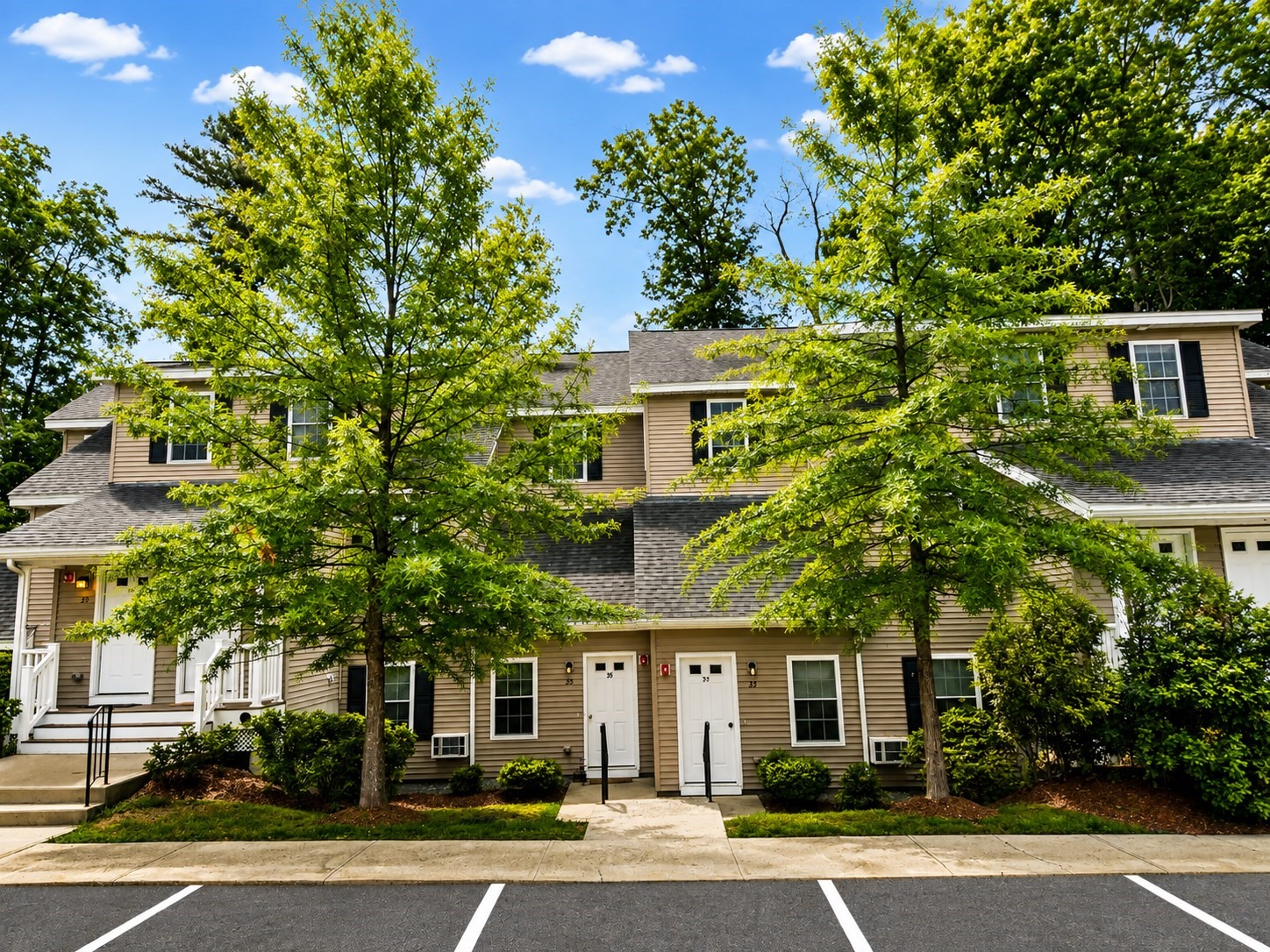33 McGillen Drive Unit 33, Leominster, MA 01453