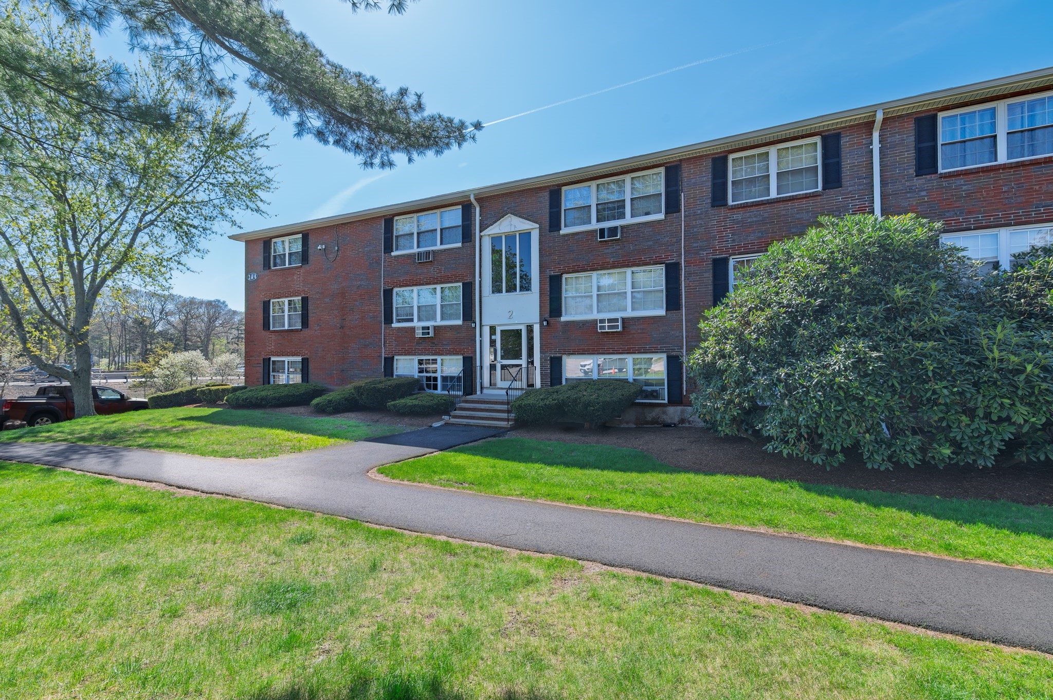 2 Tara Dr Unit 11, Weymouth, MA 02188