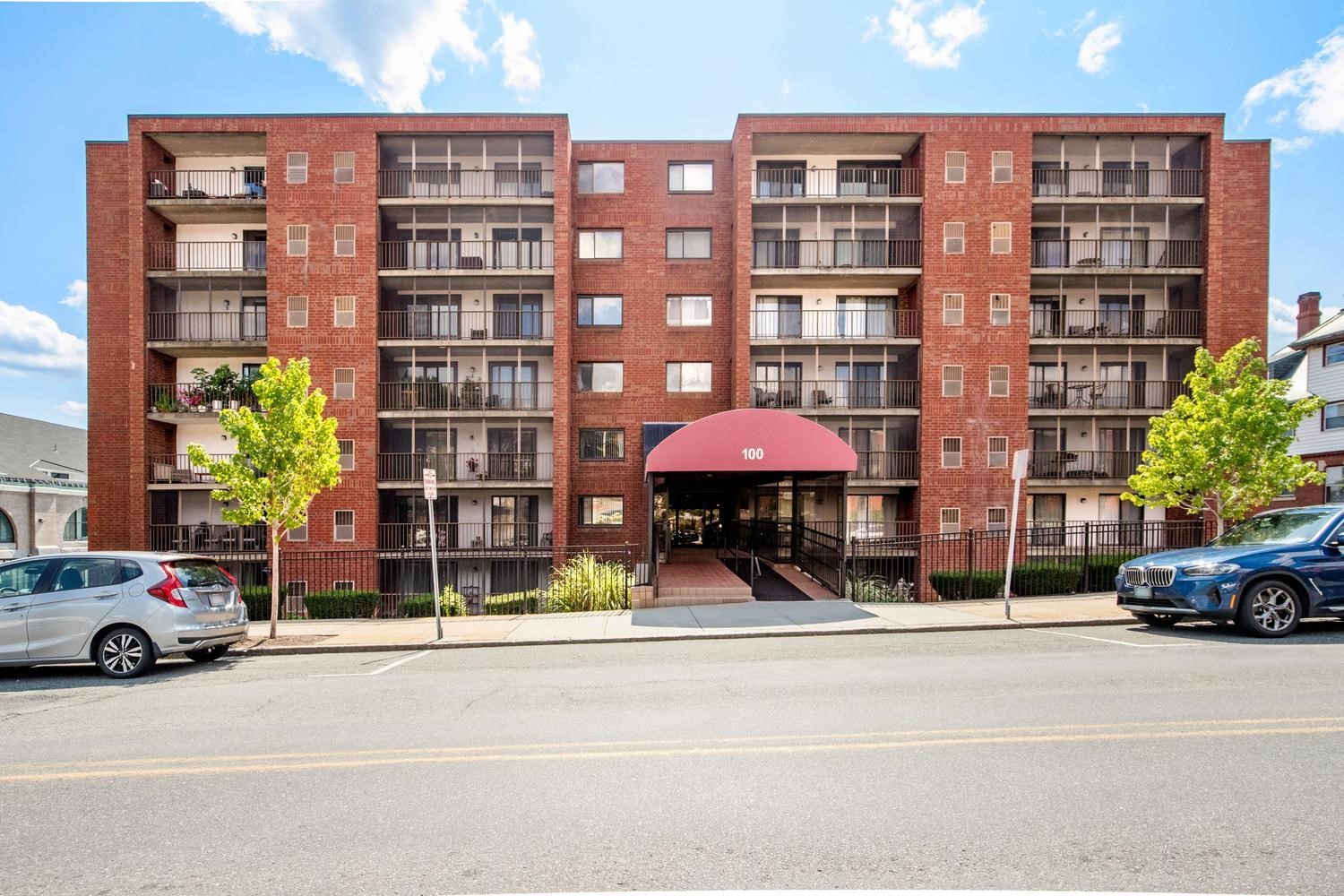 100 High St Unit 206, Medford, MA 02155