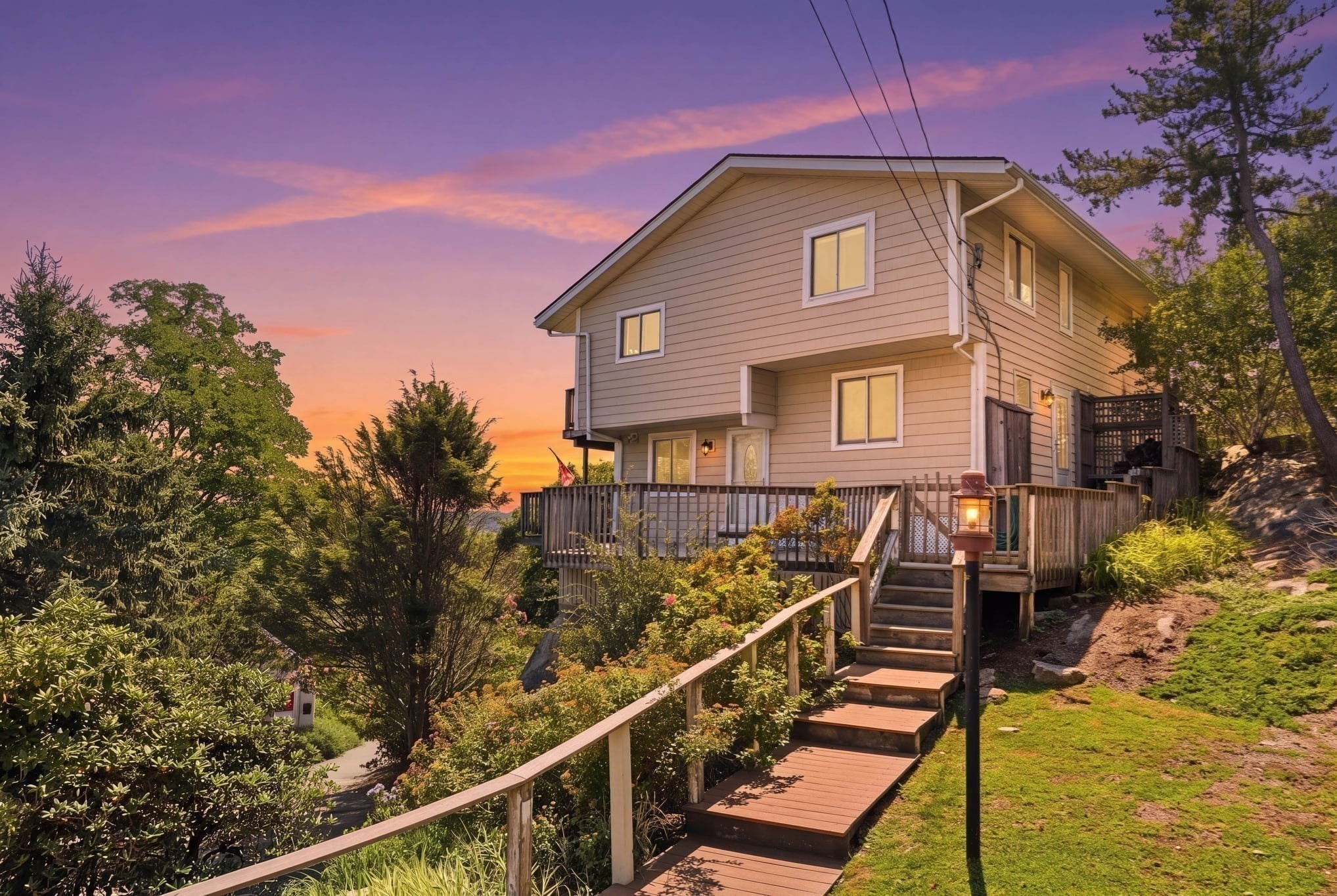 2 Dune Circle, Gloucester, MA 01930