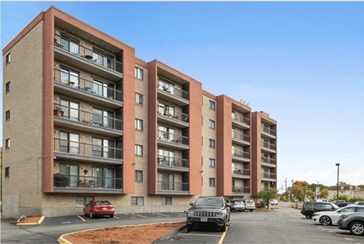 292 Salem St., Apt 201