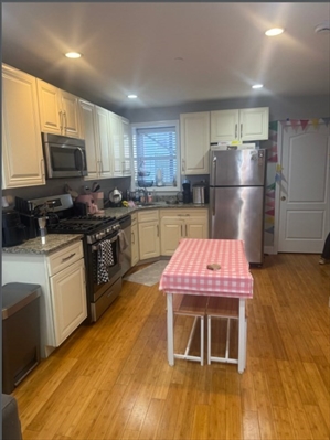 6 Baldwin Pl, Apt 2