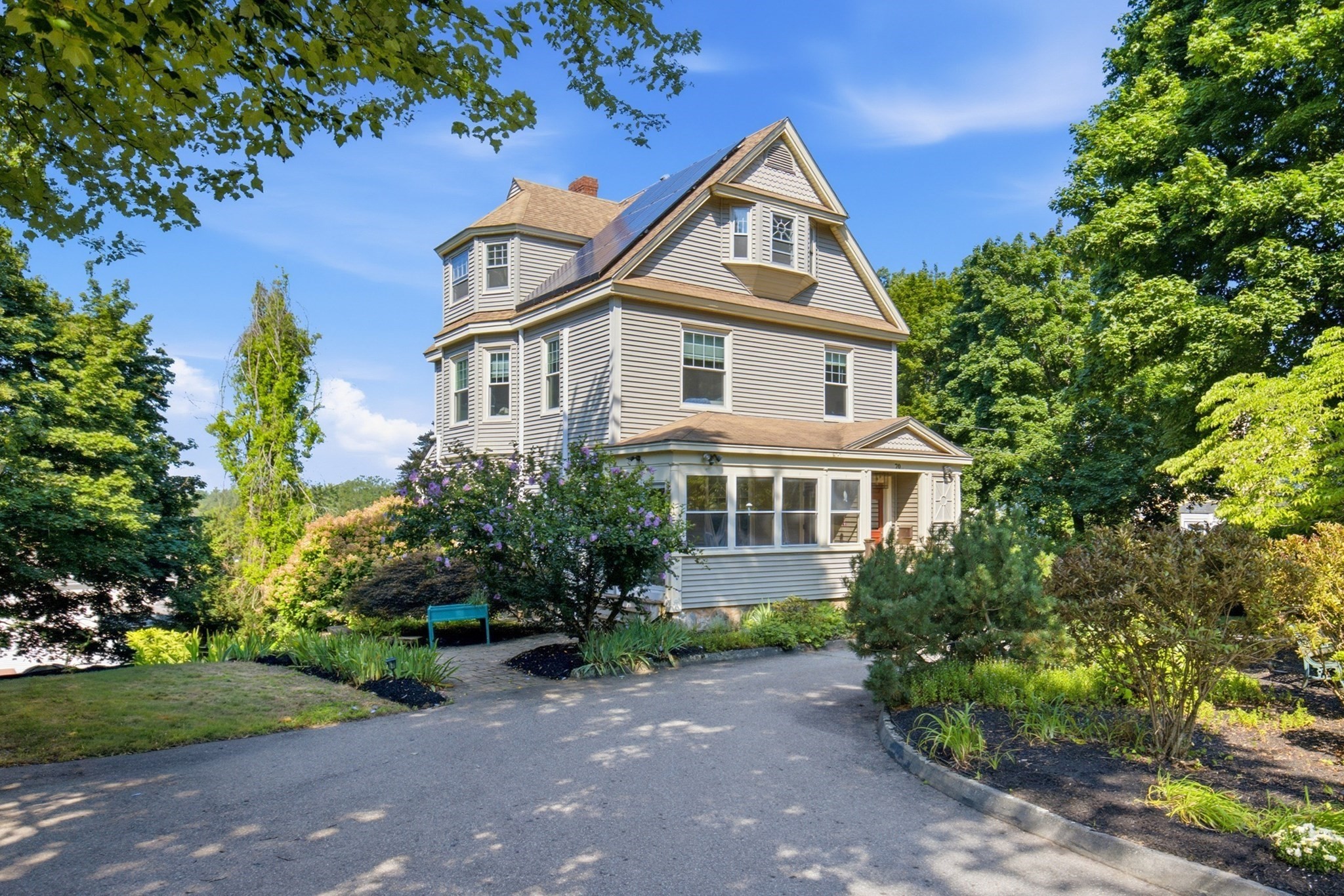 70 Park Avenue, Stoneham, MA 02180