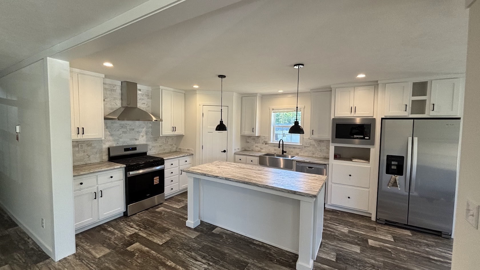 3 Rose Lane, Sturbridge, MA 01566