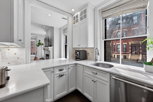 12 Hereford, Apt 2